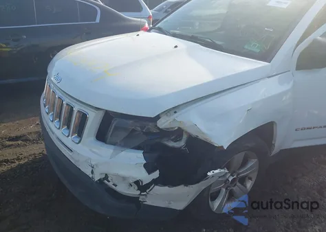 2016 Jeep Compass Sport z USA, uszkodzony, nr VIN 1C4NJCBA4GD552971